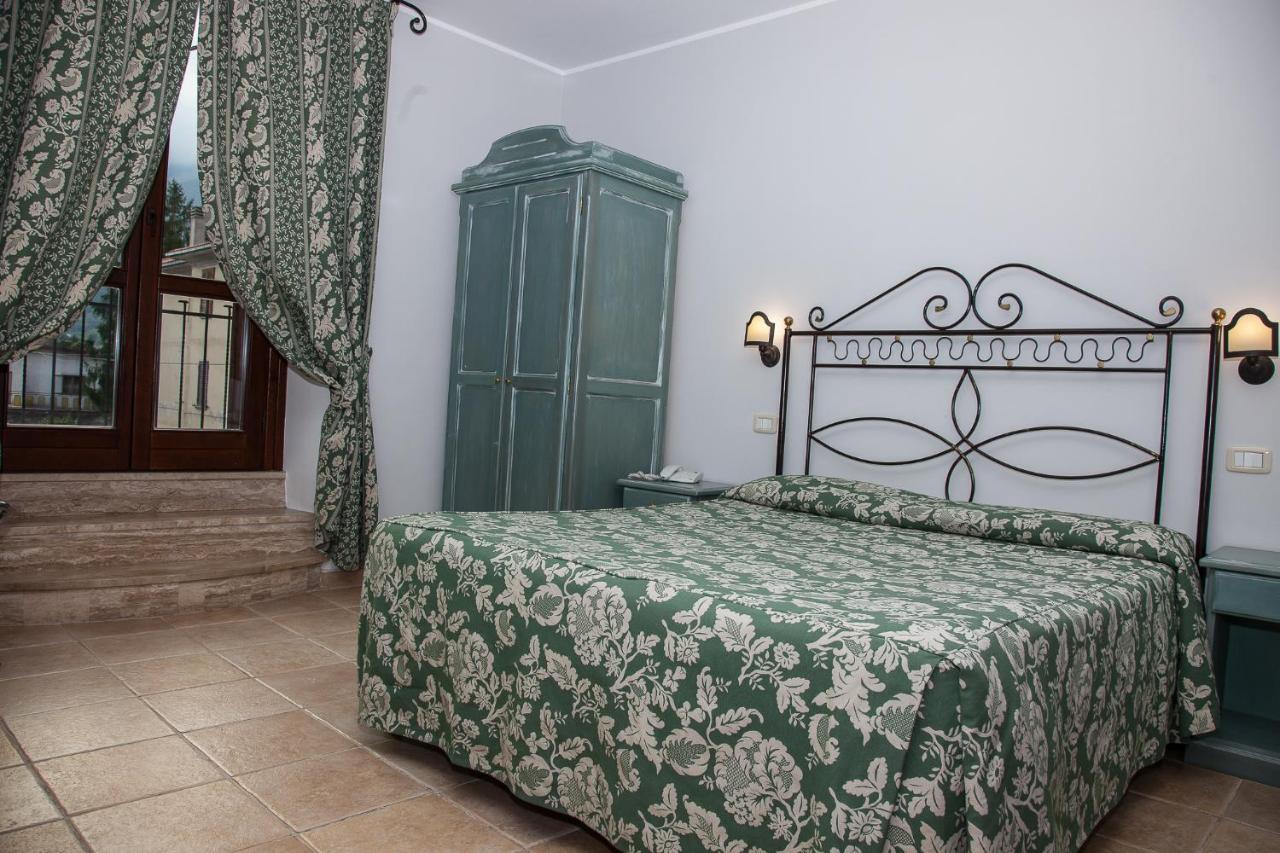 Hotel Il Tiglio (Adults Only) Castel Di Sangro Exterior foto